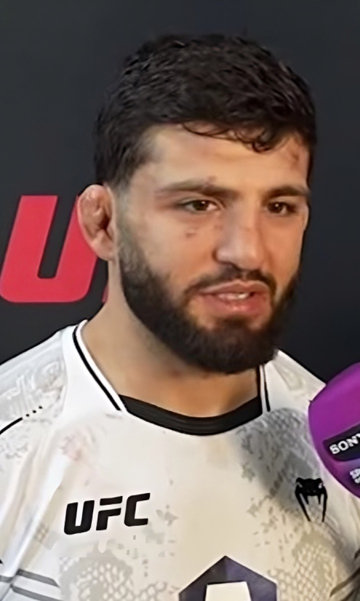 Арман Царукян на интервью после UFC 300